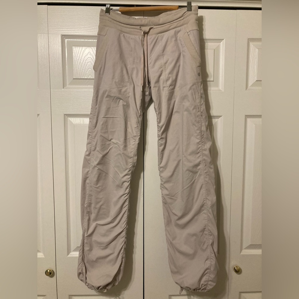 LULULEMON Dance Studio Pants! Good, used condition! (PALE purple/pink.)